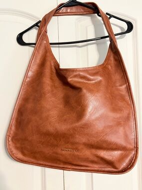 Newbella hobo bag